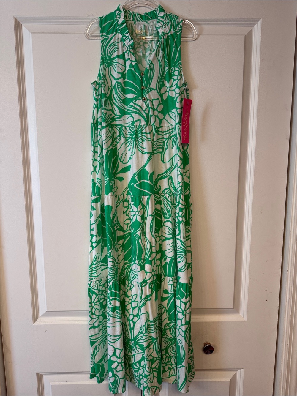 Lily Pulitzer Mini Malone in Spearmint Oversized Kiss My Tulip. Size 8-10.